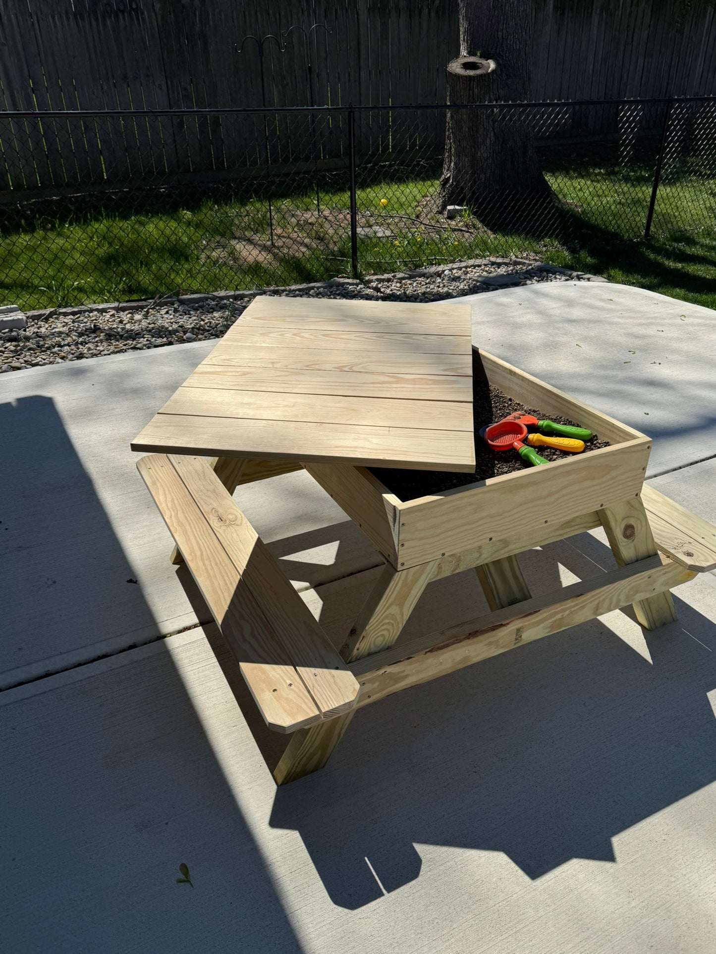 Kids Picnic & Play Table with Removable Top